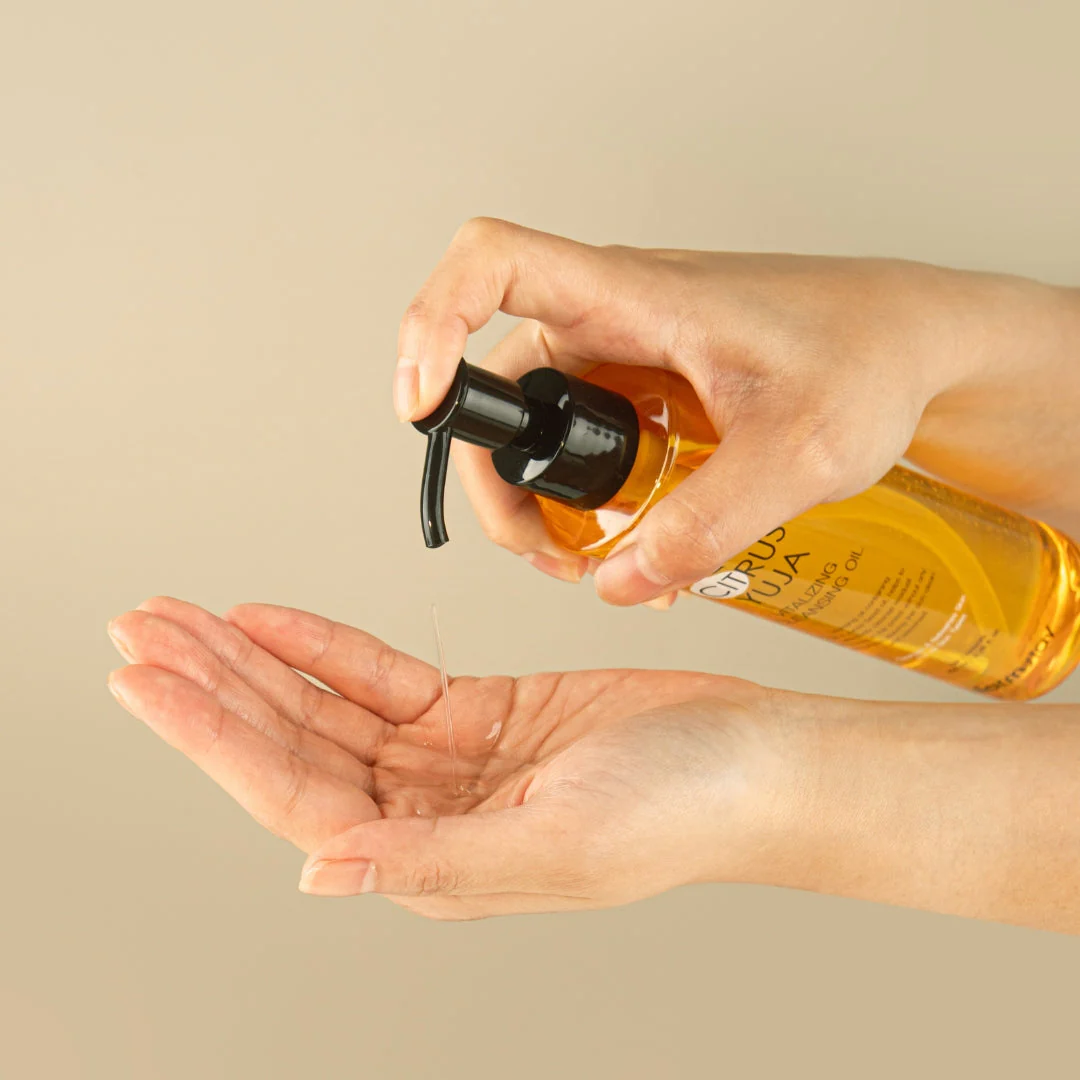 Citrus Yuja Vitalizing Cleansing Oil [200ml] - Image 3