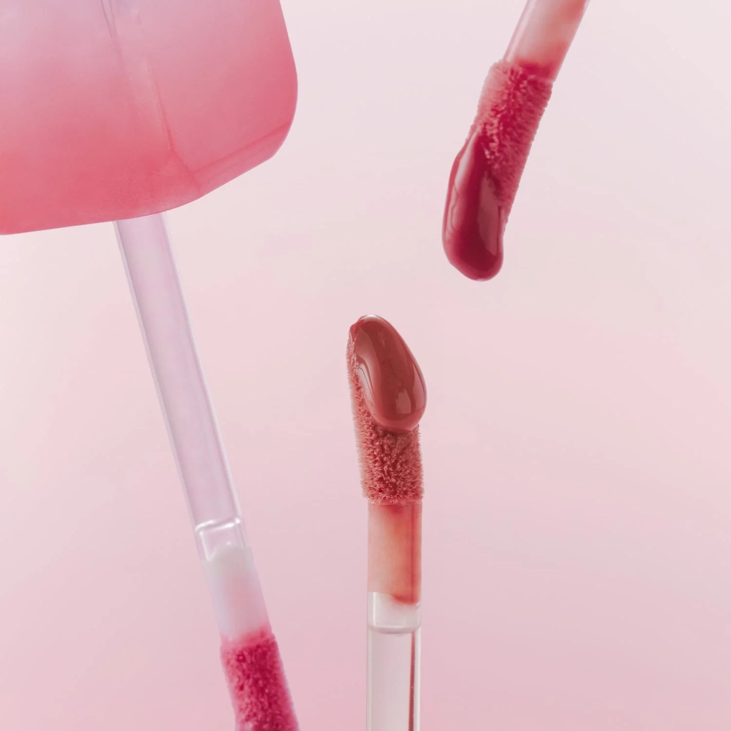 Dew Stain Sheer Lip Gloss - Image 3