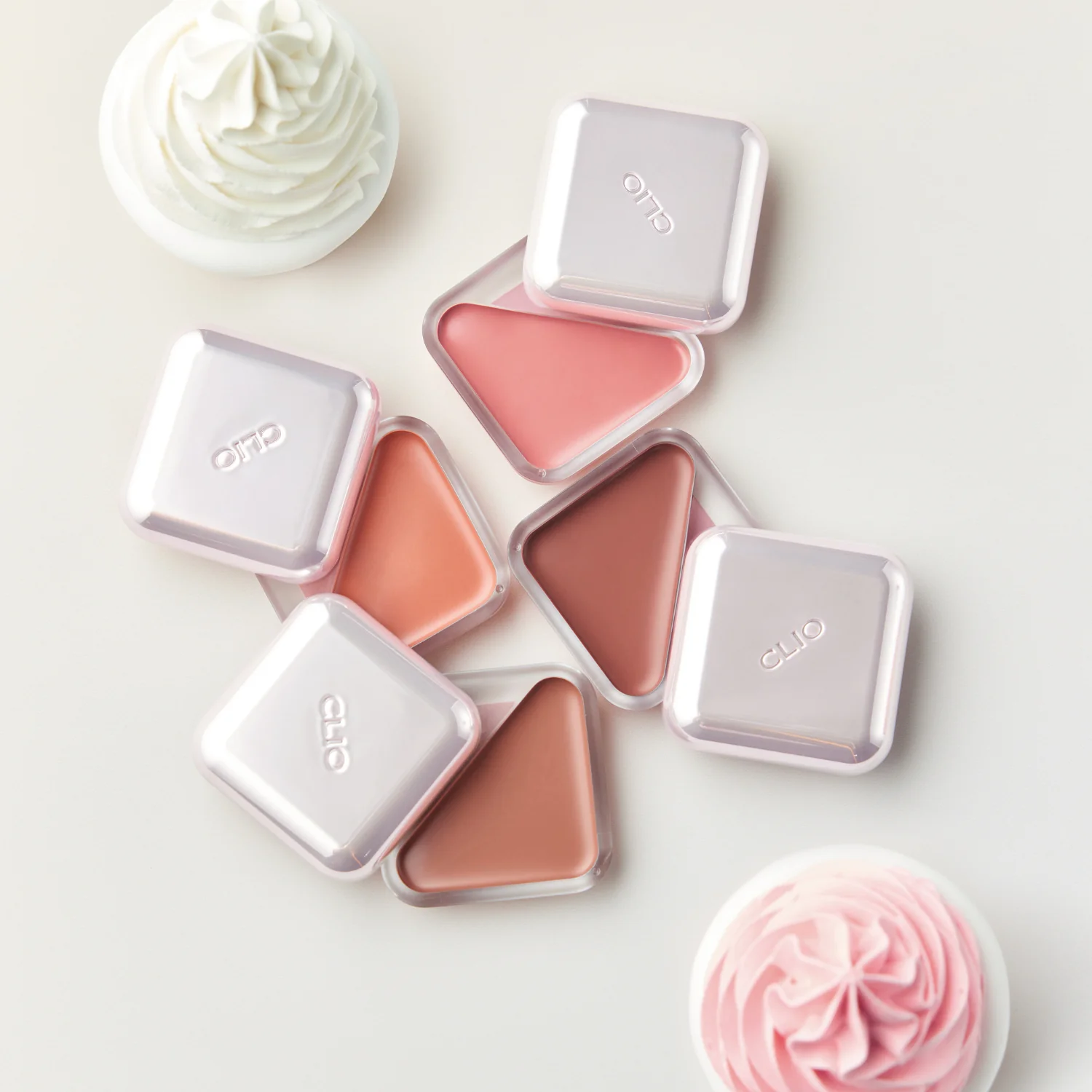 Essential Lipcheek Tap Blur - Image 6