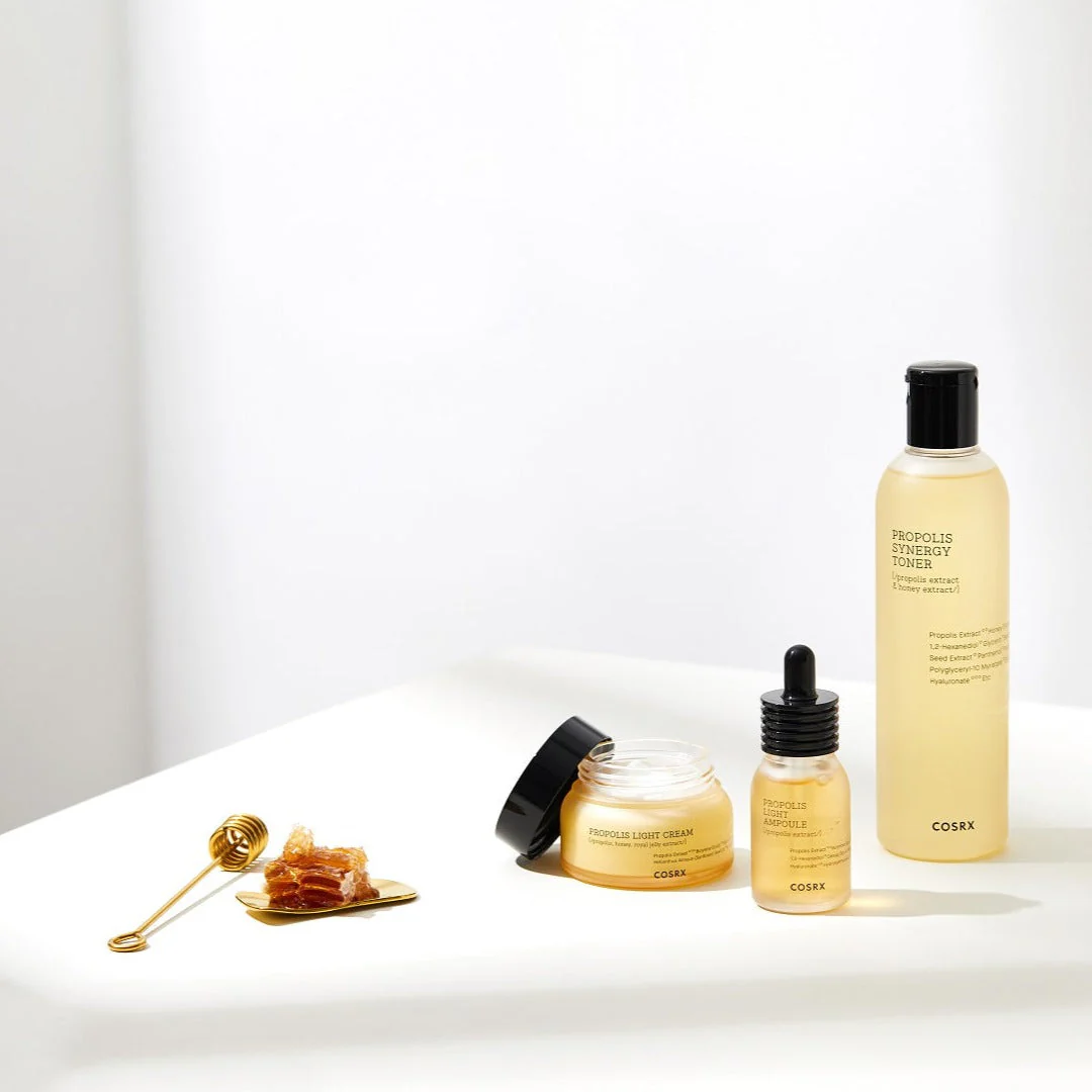 Full Fit Propolis Light Cream 65ml - Image 3