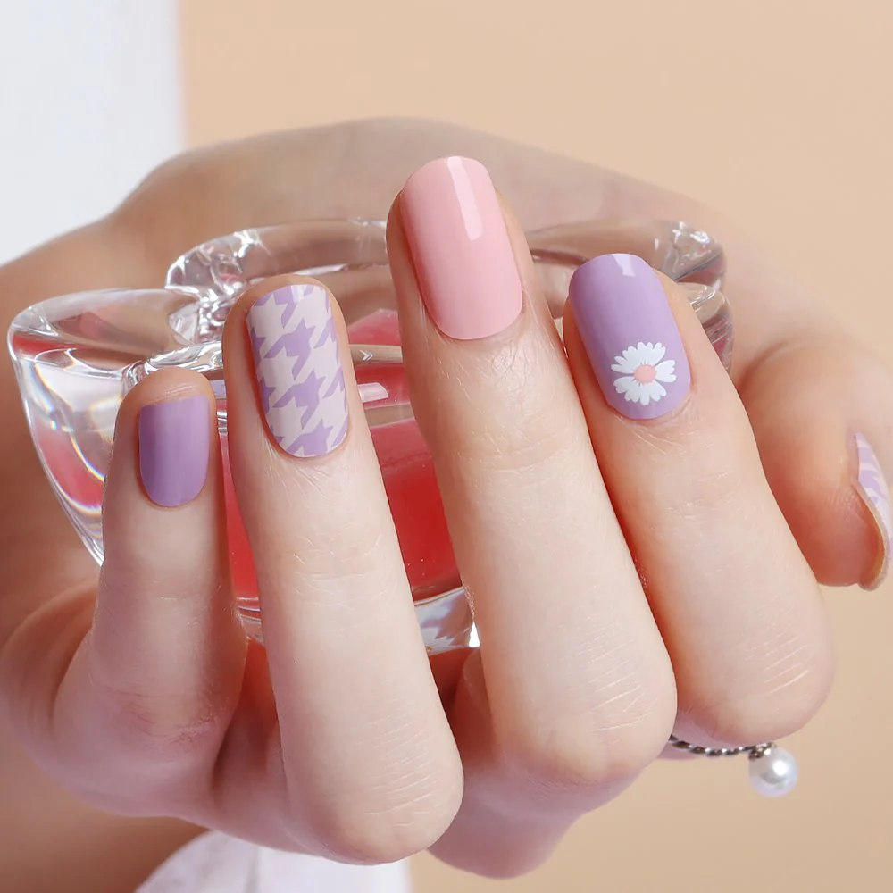 Gel Nail Strips - Lovely Daisy - Image 2