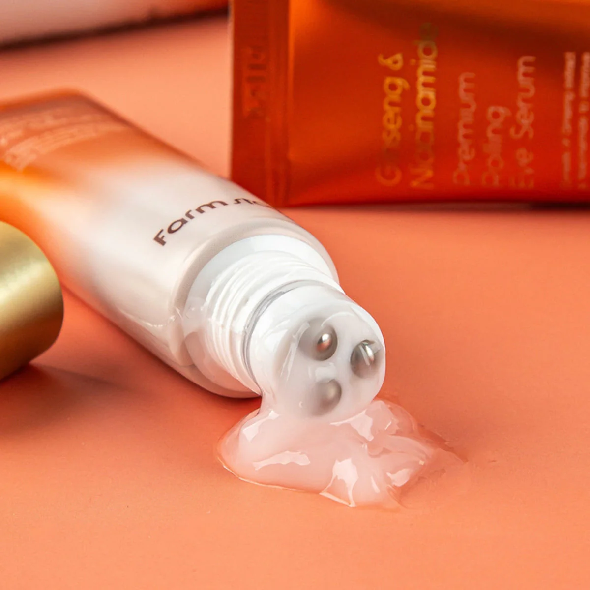 Ginseng & Niacinamide Premium Rolling Eye Serum 25ml - Image 2