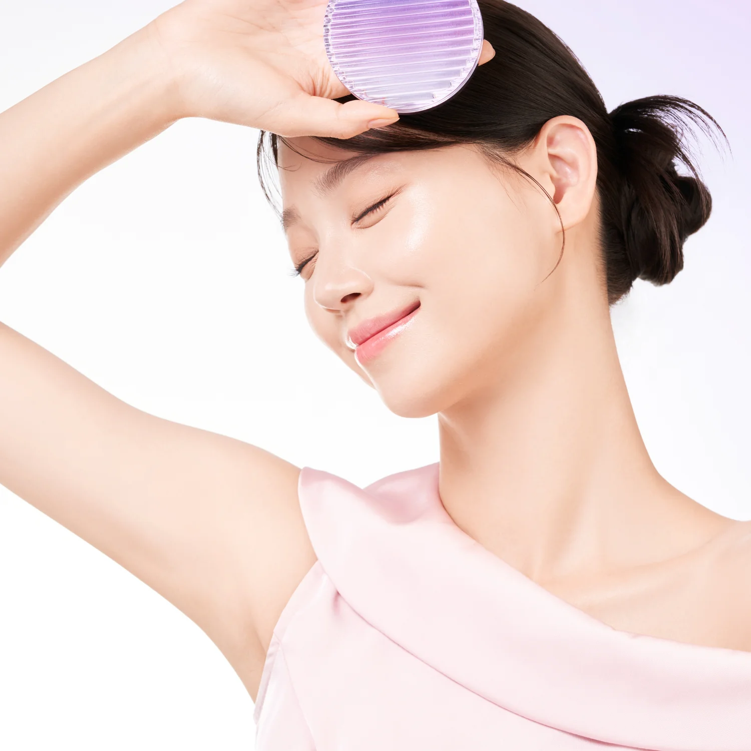 Glass Skin Cushion - Image 5