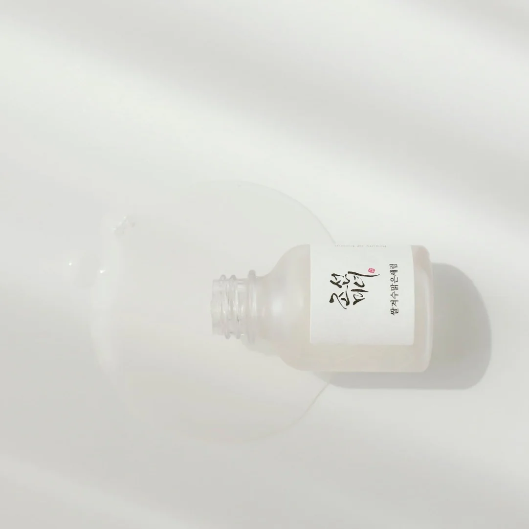 Glow Deep Serum: Rice + Alpha-Arbutin [30ml] - Image 3