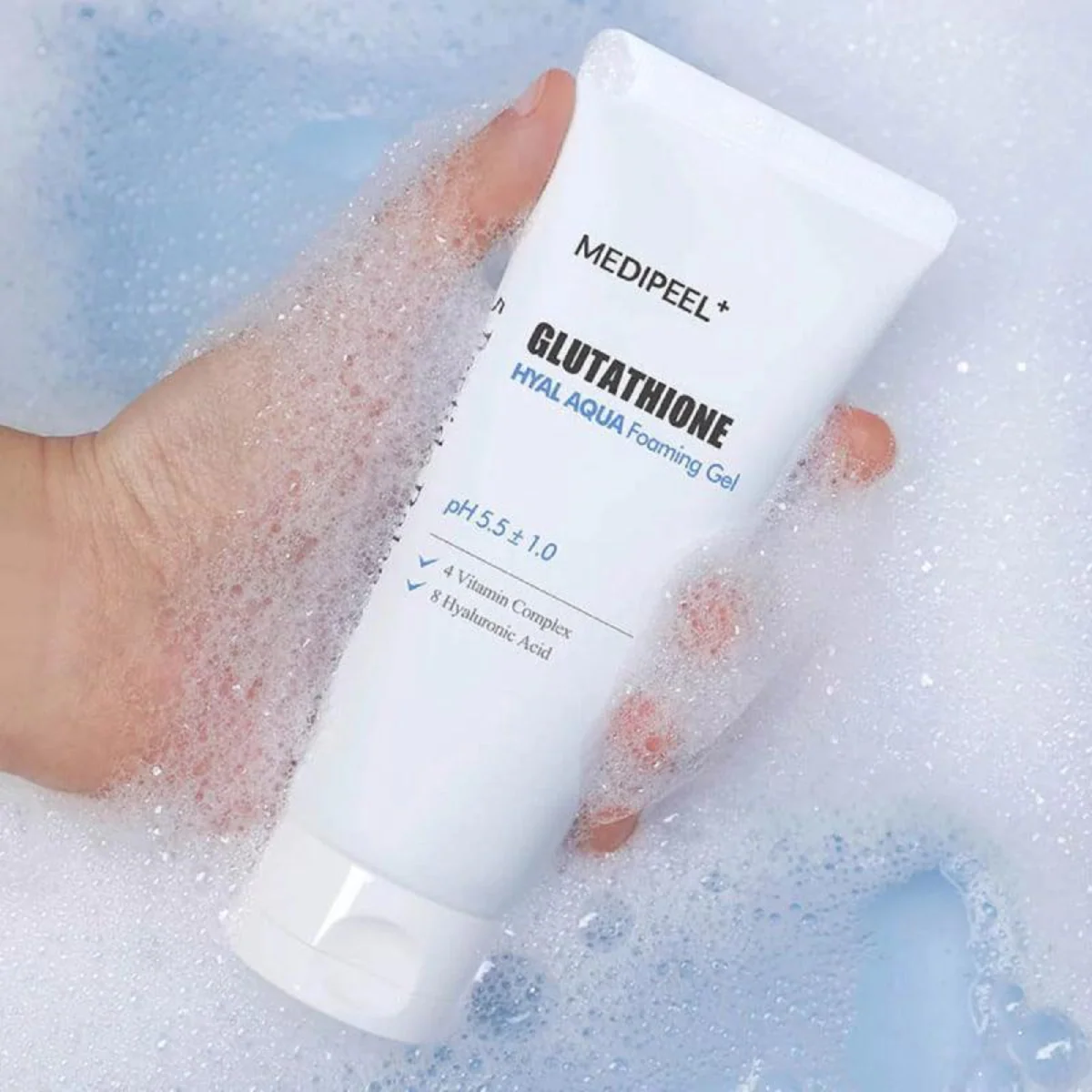 Glutathione Hyal Aqua Foaming Gel Cleanser 150ml - Image 3