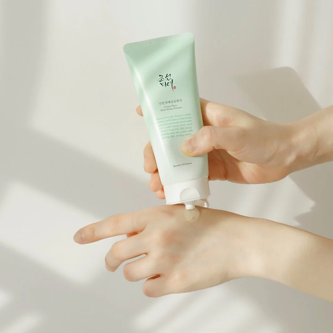 Green Plum Refreshing Cleanser - Image 4