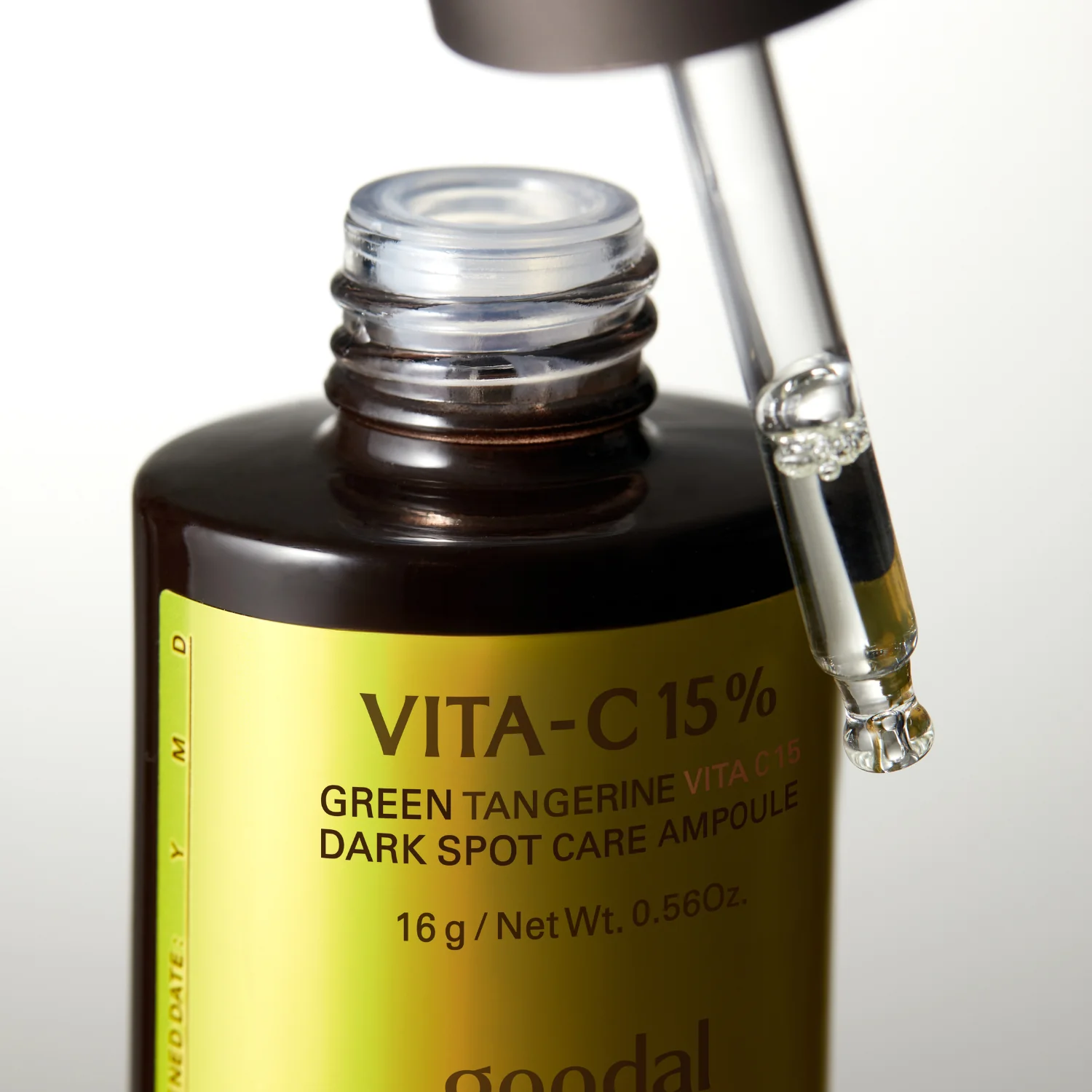 Green Tangerine Vita C 15 Dark Spot Care Ampoule - Image 4