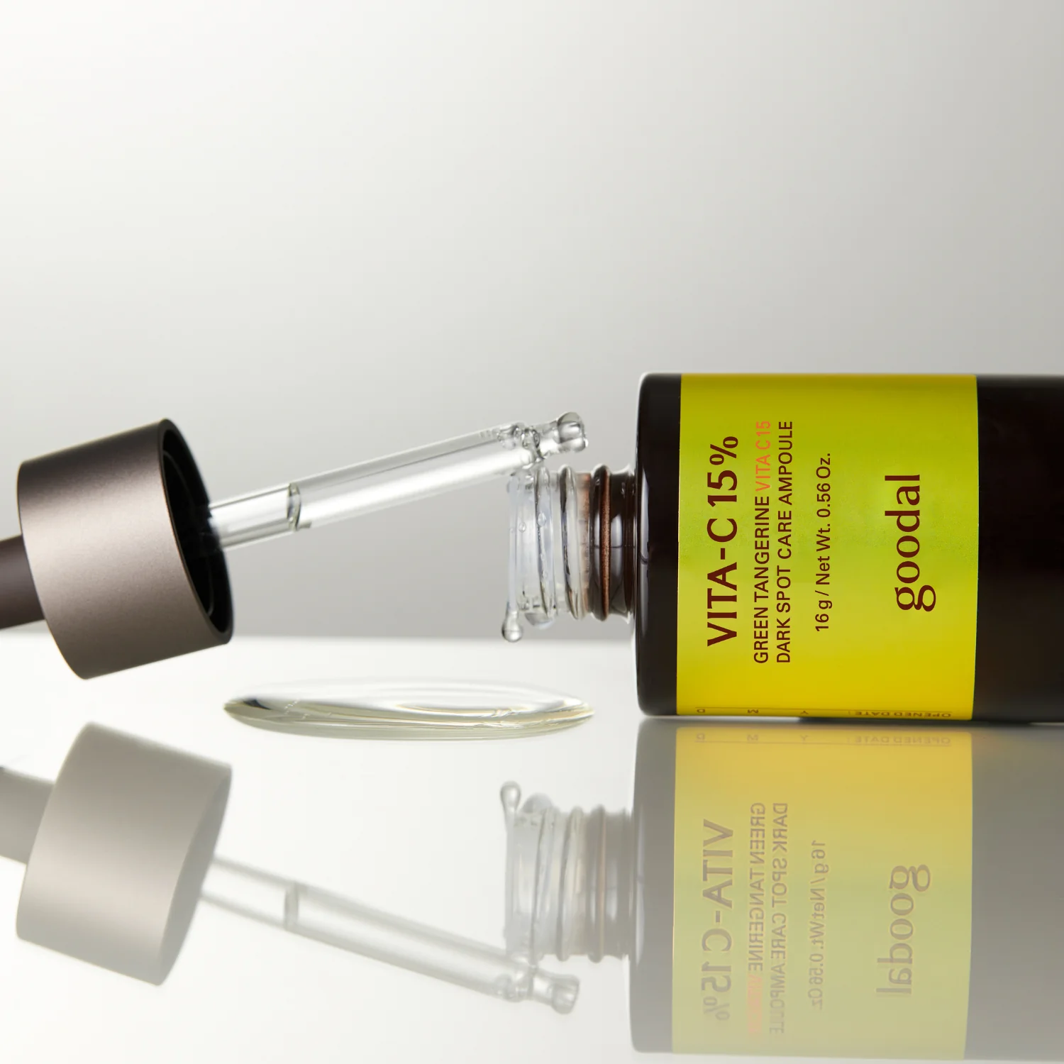 Green Tangerine Vita C 15 Dark Spot Care Ampoule - Image 5