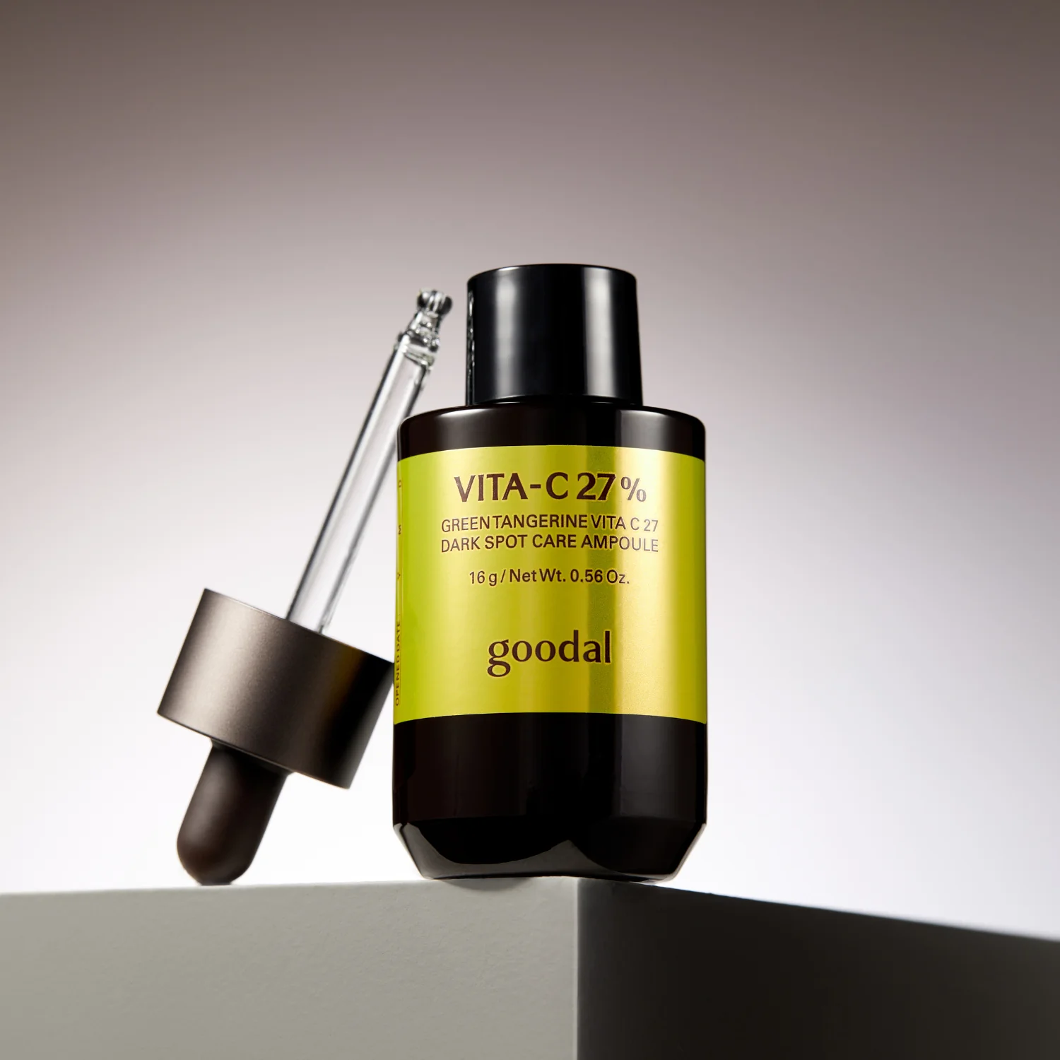 Green Tangerine Vita C 27 Dark Spot Care Ampoule - Image 3