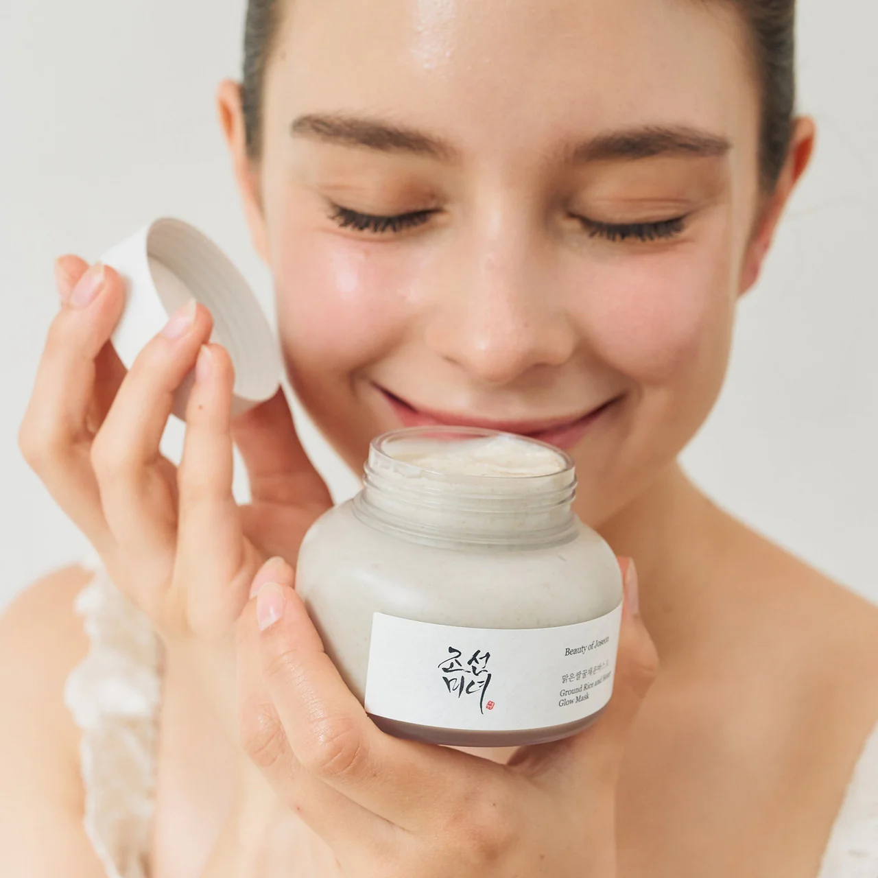 Ground Rice and Honey Glow Mask [150ml] - Image 5