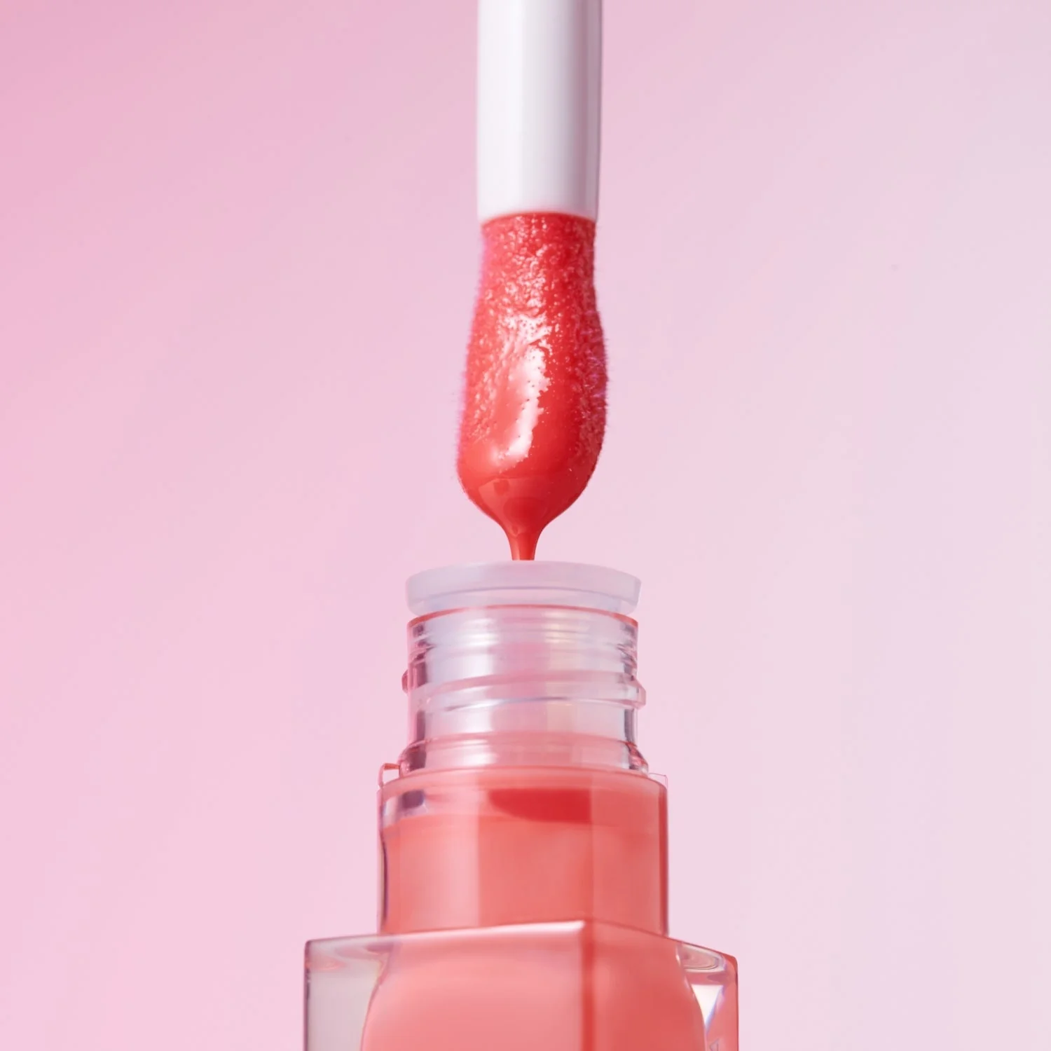 Hydrating Lip Oil - Image 4