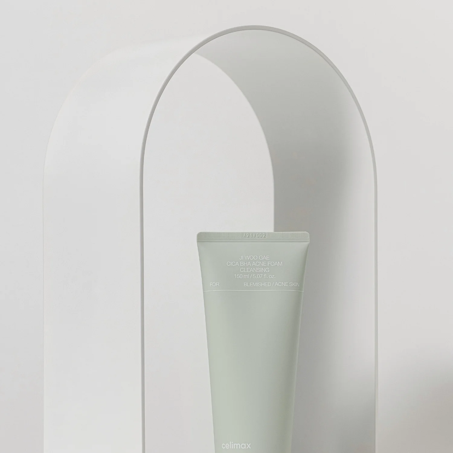 Ji Woo Gae Cica BHA Acne Foam Cleansing 150ml - Image 4