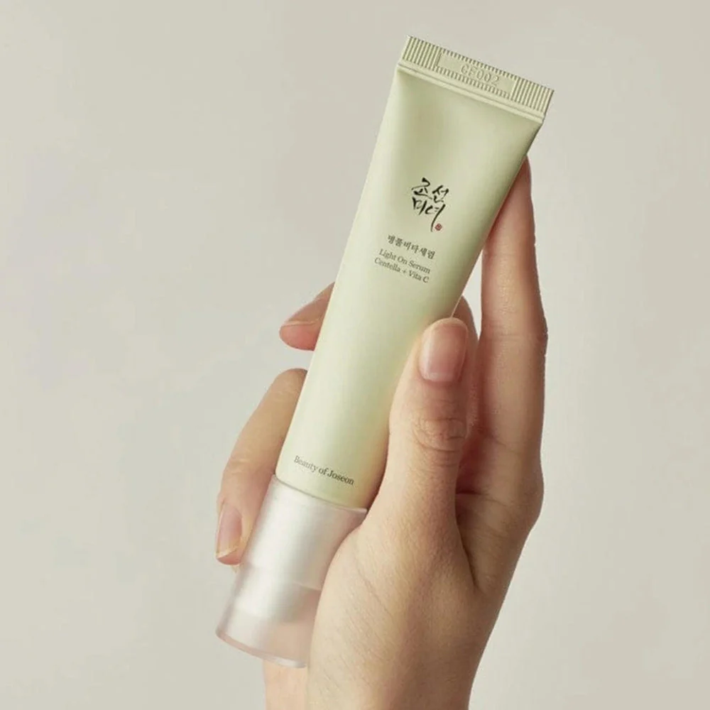 Light On Serum Centella + Vita C [30ml] - Image 6