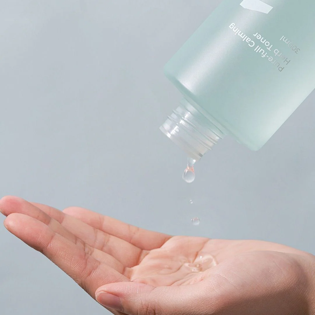 No.1 Pure-Full Calming Herb Toner [300ml] - Image 2