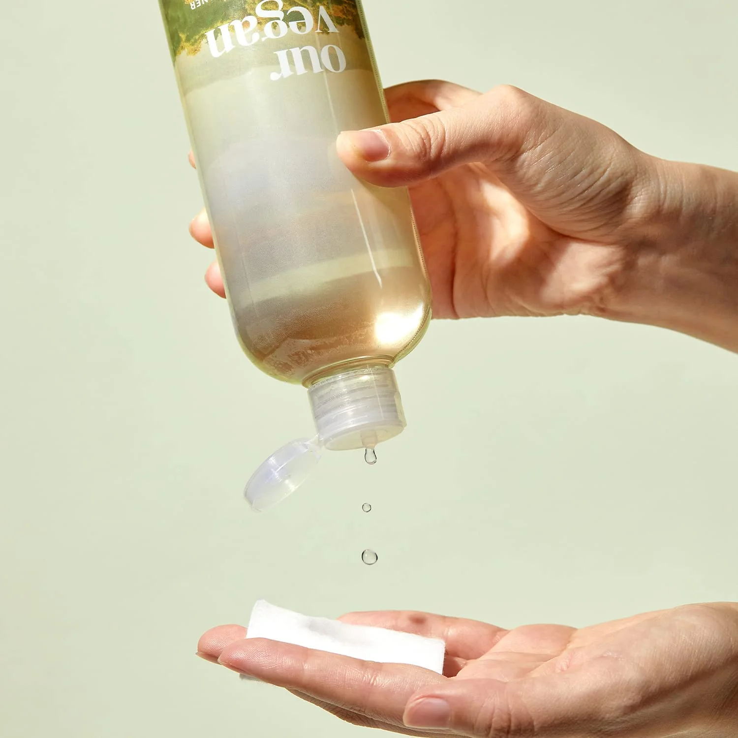 Our Vegan Heartleaf Cica Toner [400ml] - Image 4