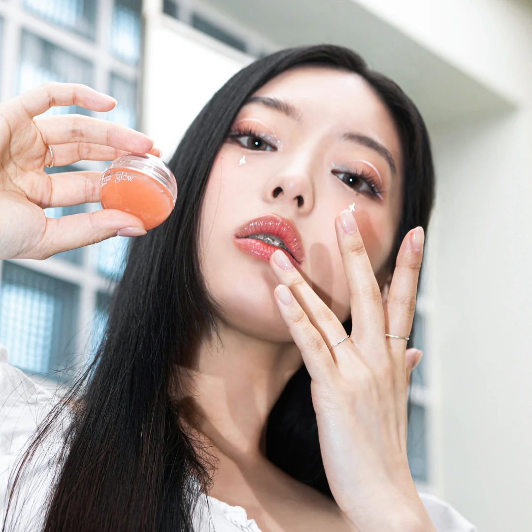 Peach Peptide Repair Lip Balm 8g - Image 5