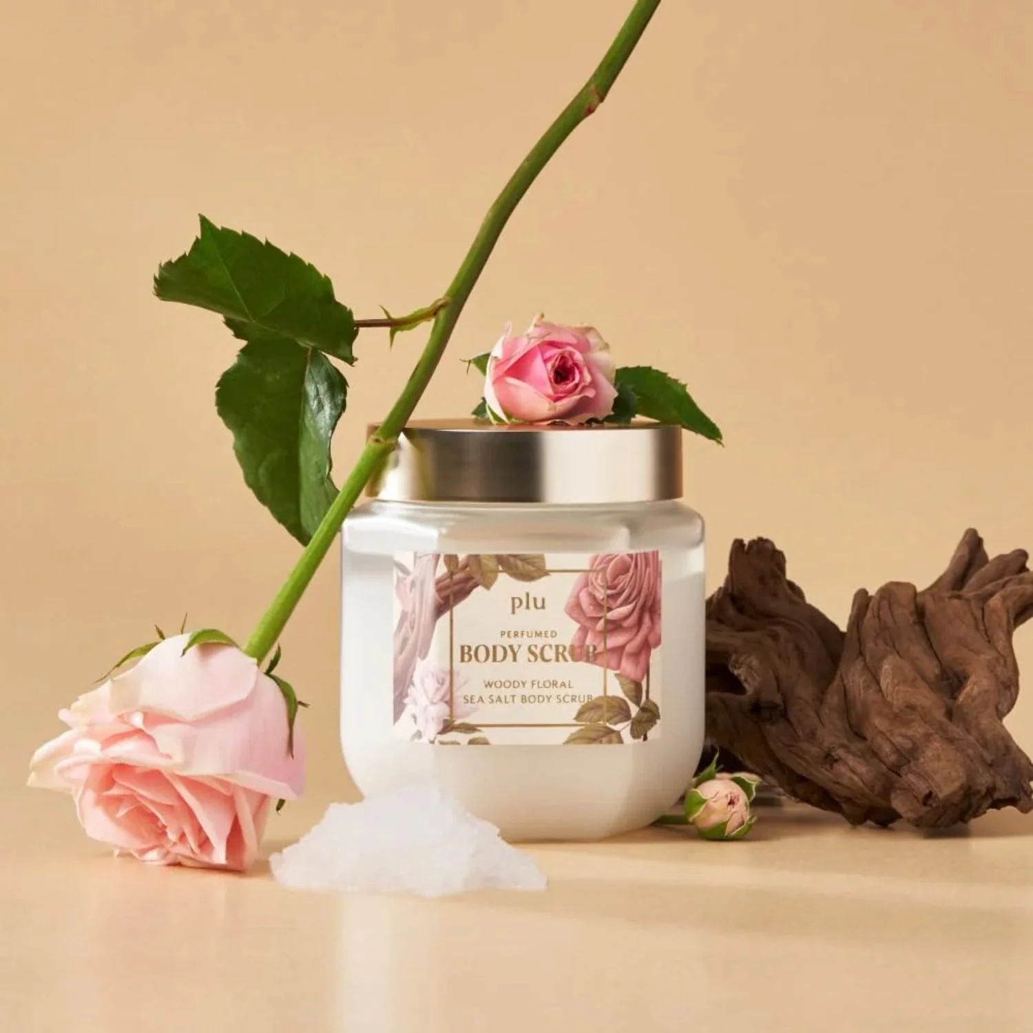Perfumed Sea Salt Body Scrub Woody Floral 500g - Image 2