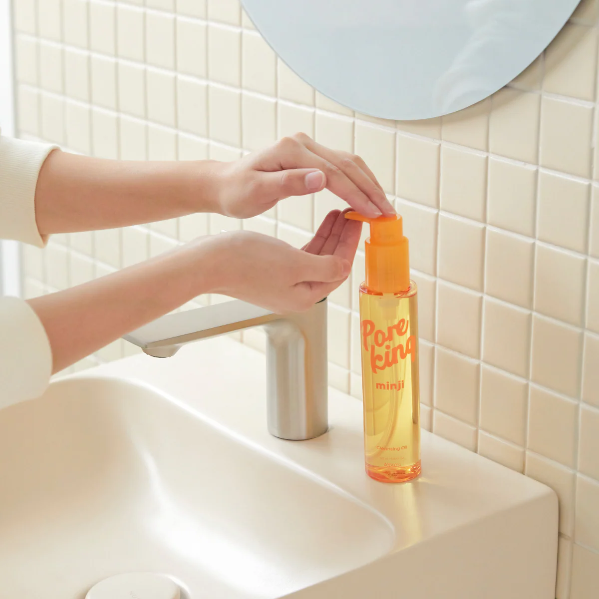 Pore King Minji Cleansing Oil 150ml - Image 2