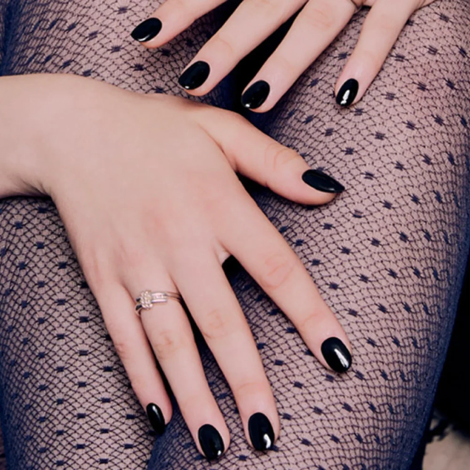 Semi-Cured Gel Nail - N Onyx - Image 3