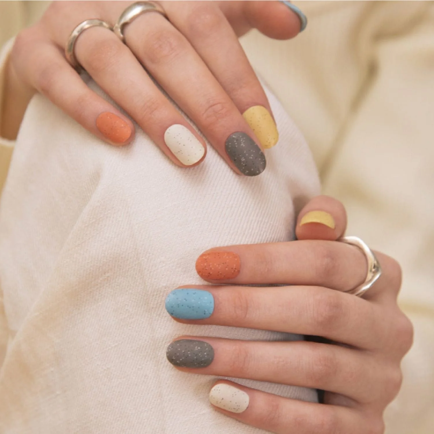 Semi-Cured Gel Nail - N Roti - Image 4