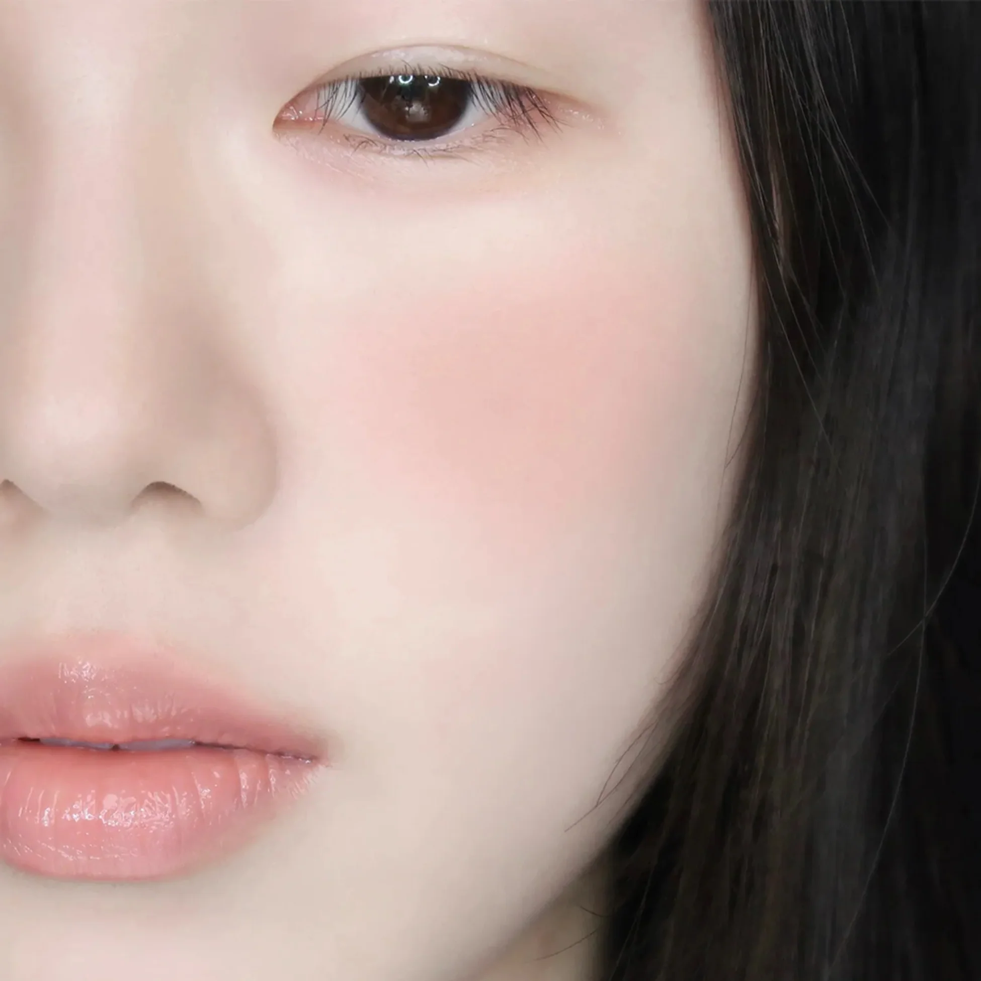 Sheer Breeze Blusher - Image 7