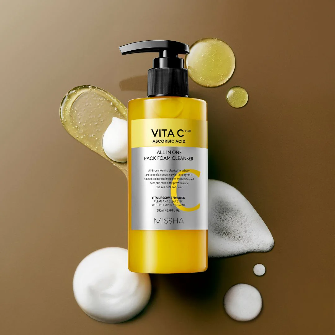 Vita C Plus All In One Pack Foam Cleanser 200ml - Image 5