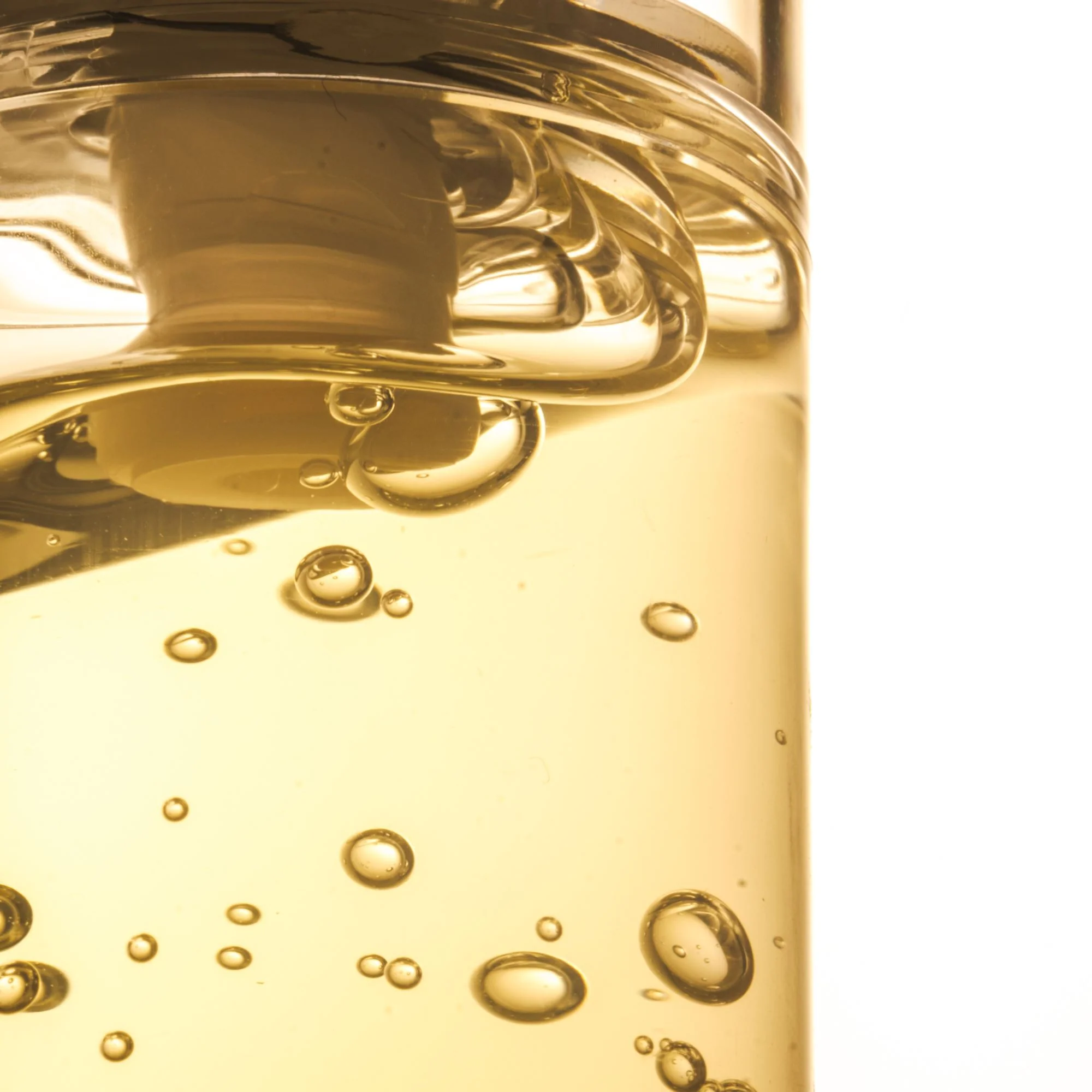 Vita Dark Spot Serum 30ml - Image 3